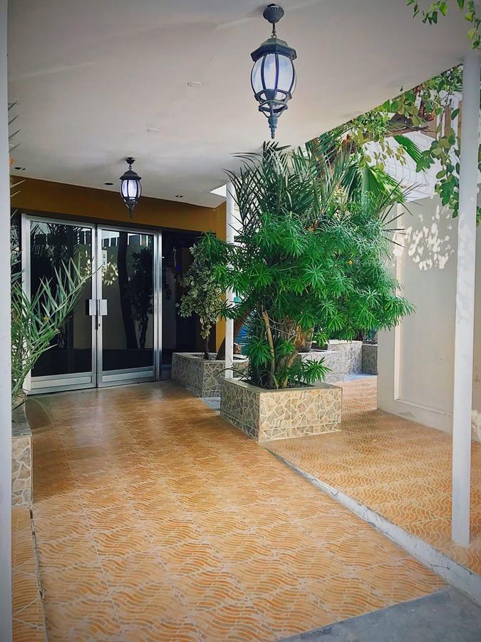 Al Hadow Hotel Mascate Esterno foto